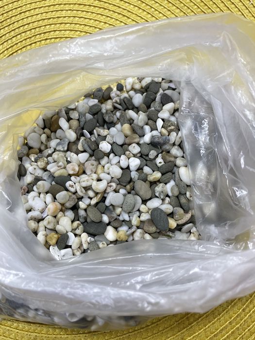 Маленькие камни