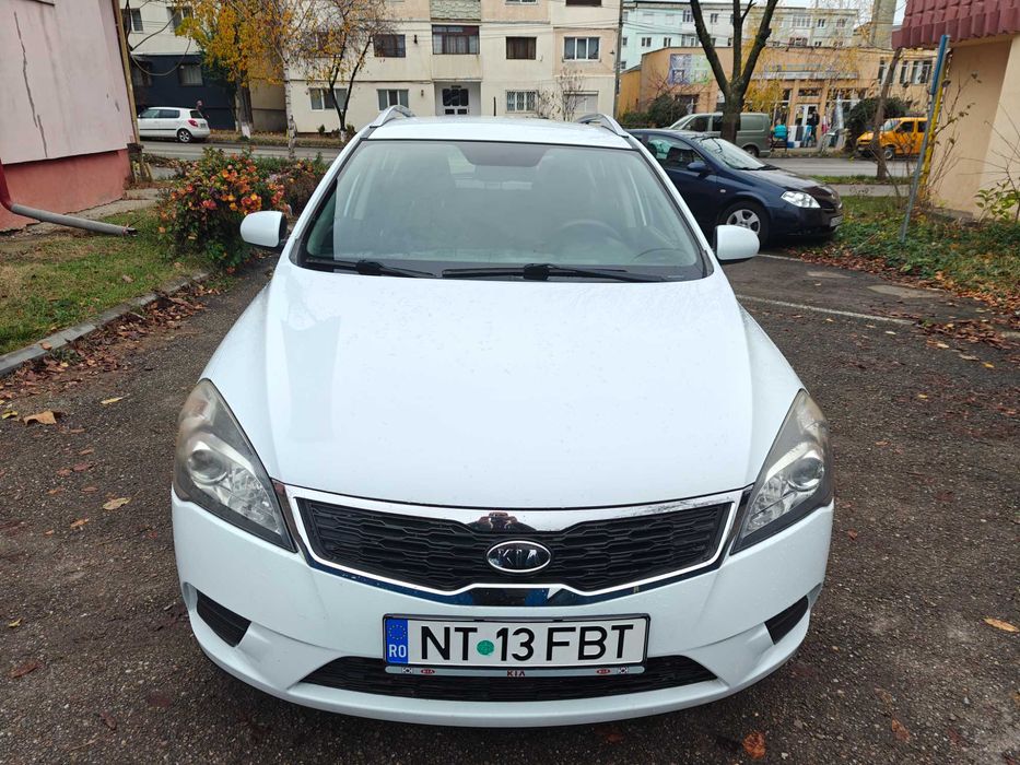 Kia Ceed 1.4 Benzină 2012