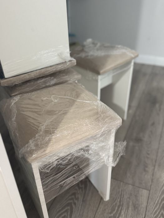 Продам табуреки новые