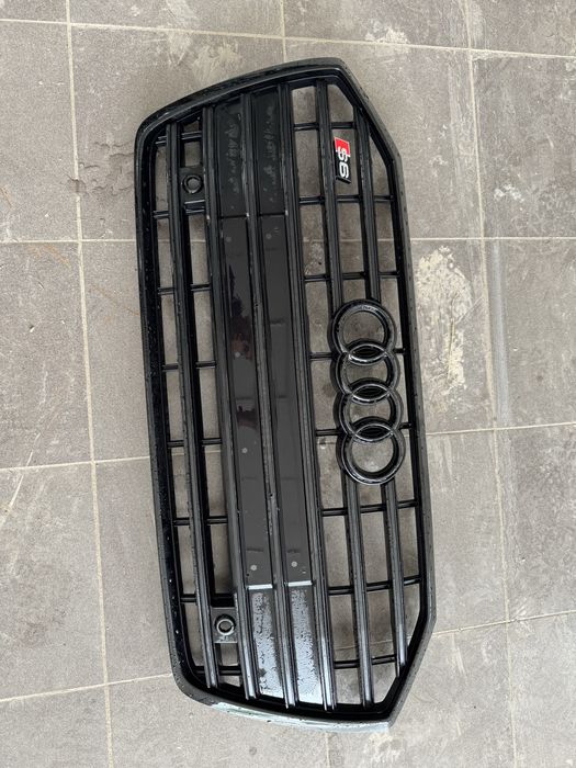 Оригинална Audi S6 Предна Решетка