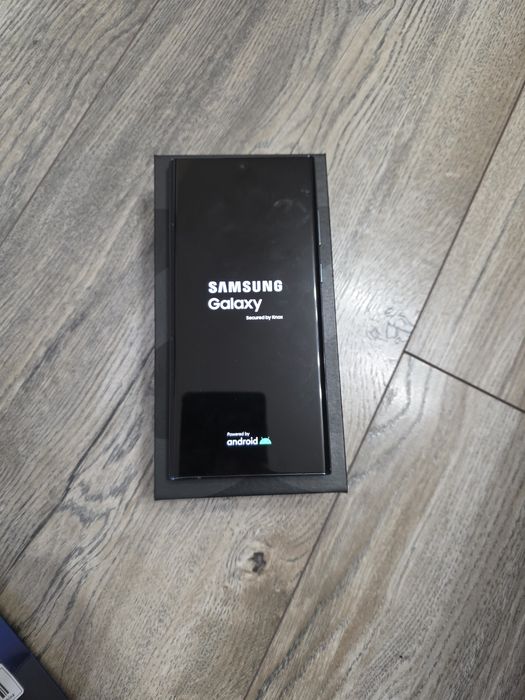 Продавам галакси с 22 ултра