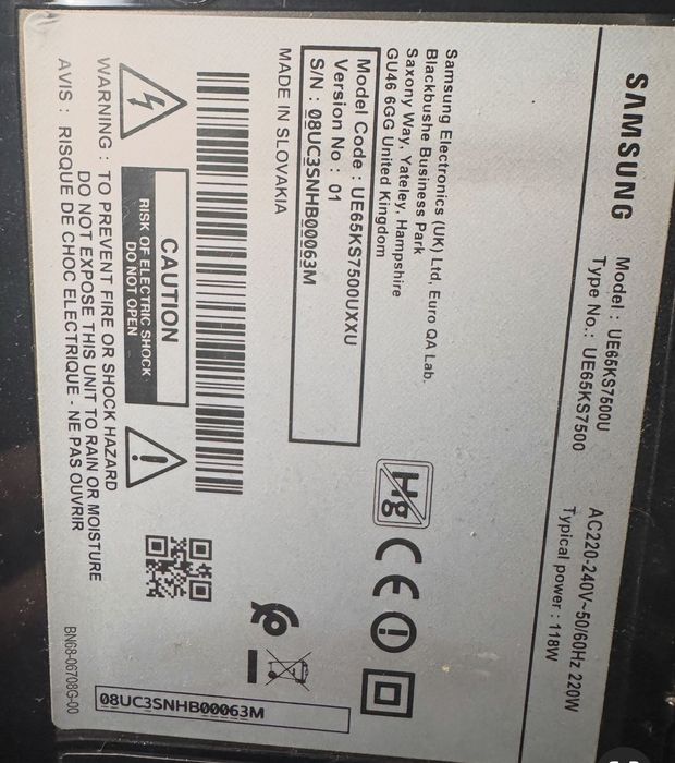 Телевизор 65 инча Samsung