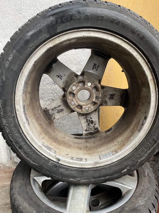 Джанти 17 ки оригиналин подарък гумите