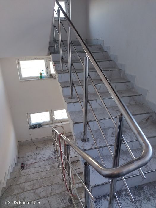 Иноксови Парапети