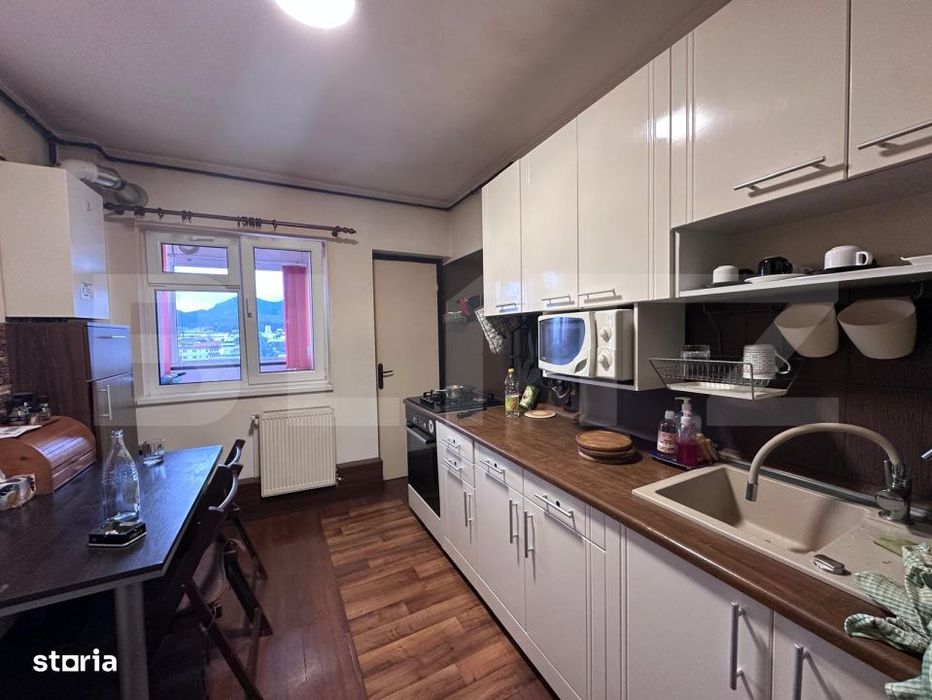 Apartament cu 4 camere, 2 bai si 2 locuri de parcare, Astra