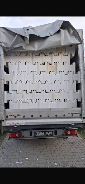 Mutări Debarasări Relocări Manipulanți Transport