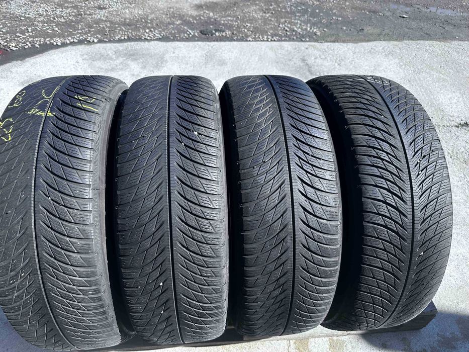 SET 4 Anvelope Iarna 225/60 R18 MICHELIN Pilot Alpin 5 ZP SUV Runflat