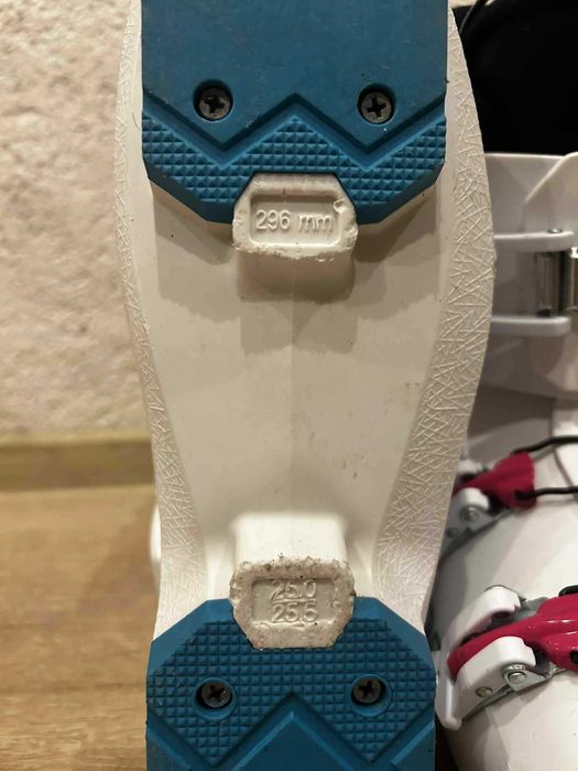 Clapari schi TecnoPro G50-3 marime 25.0-25.5