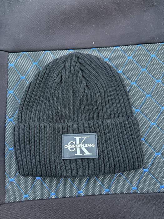 Set 3 caciuli  pentru sezon