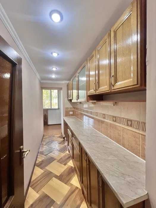 3Х Комнатная Квартира Шота Руставели Ор-р (бывш. магазин Океан)