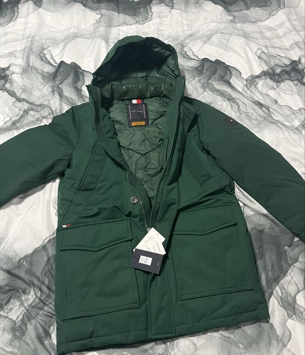 Geaca tommy , noua marimea m