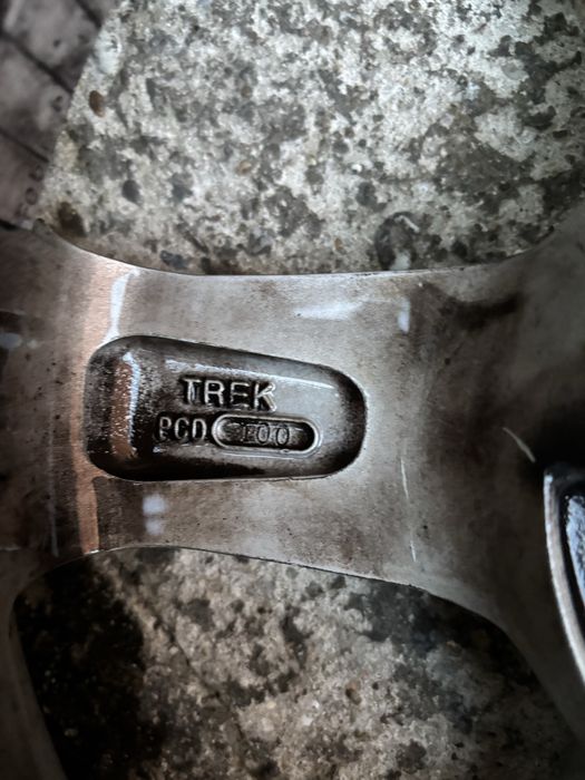 Vand jante aluminiu cu cauciucuri