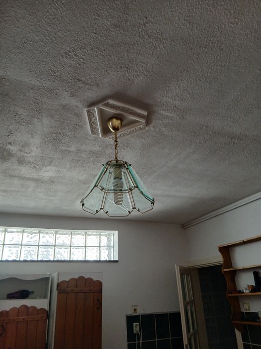 Candelabru, bucatarie sau living