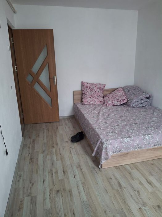 Garsoniera de închiriat
