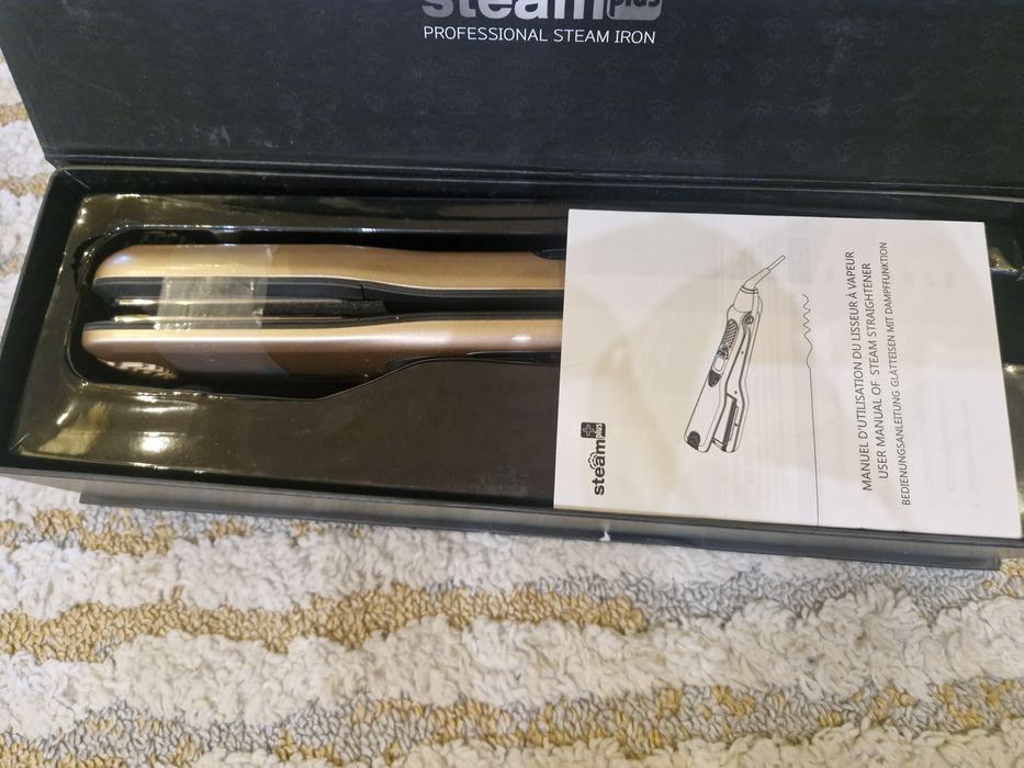 Vând placa de îndreptat parul