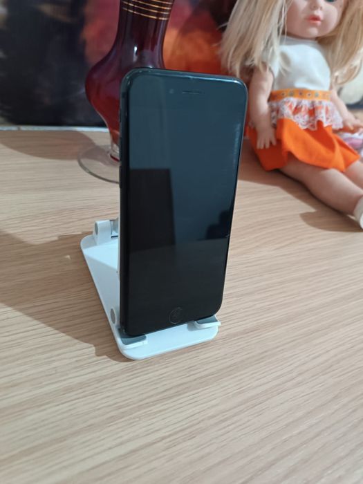 Продам айфон 7 на 256g