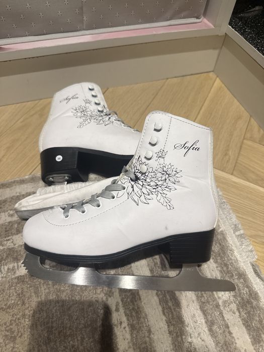 Обычные любительские коньки