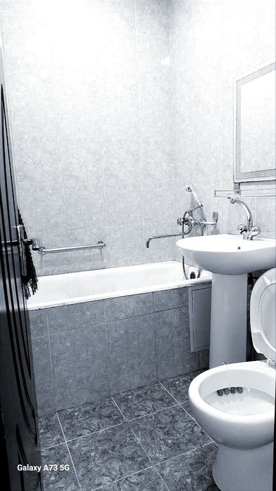 Метро чилонзорда 2 хонали Уй ижарага берилади