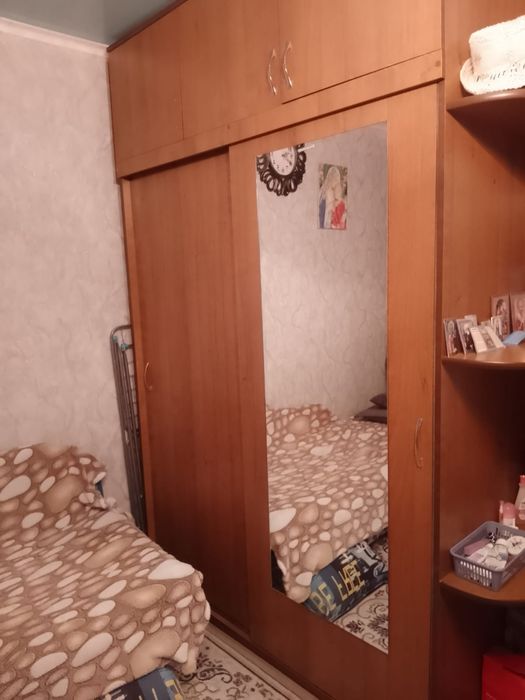 Шифоньер с антртсолью