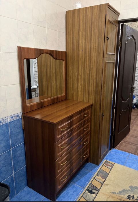 Комод пенал в хорошем состояний