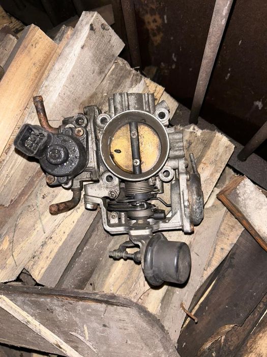 Запчасти на Митсубиси Монтеро