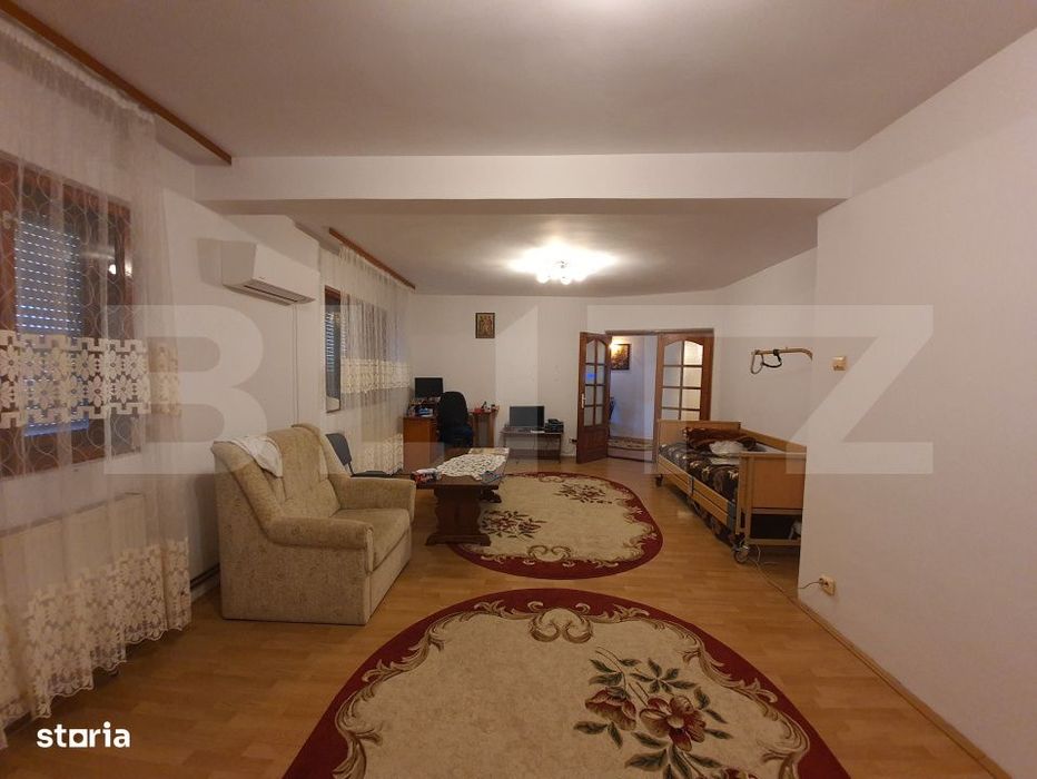 Vila cu 5 camere, 280 mp, livada pe rod, zona Valea Voievozilor