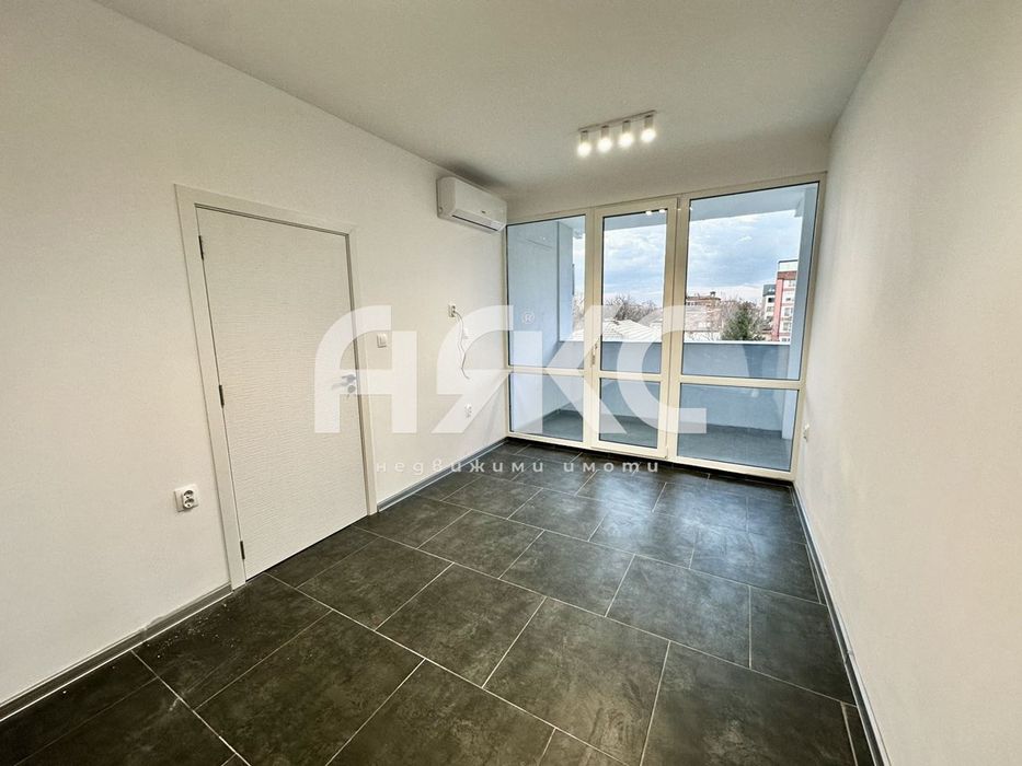 Офис в Центъра под наем - 110 кв.