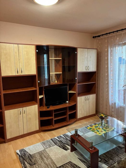 Inchiriez apartament 2 camere