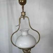 Aplica tavan din alama