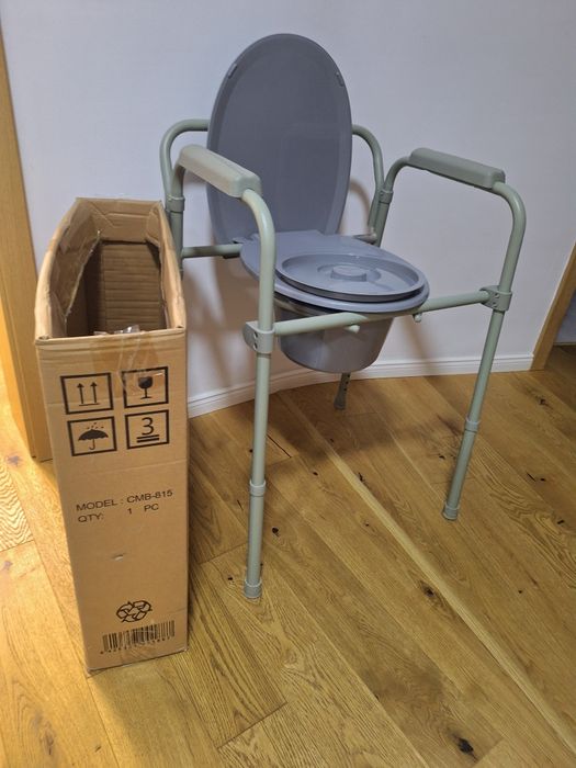 Scaun pliabil toaleta