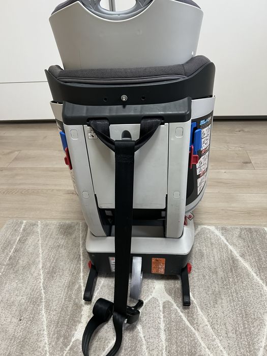 Scaun auto chicco cu isofix de la 0 luni