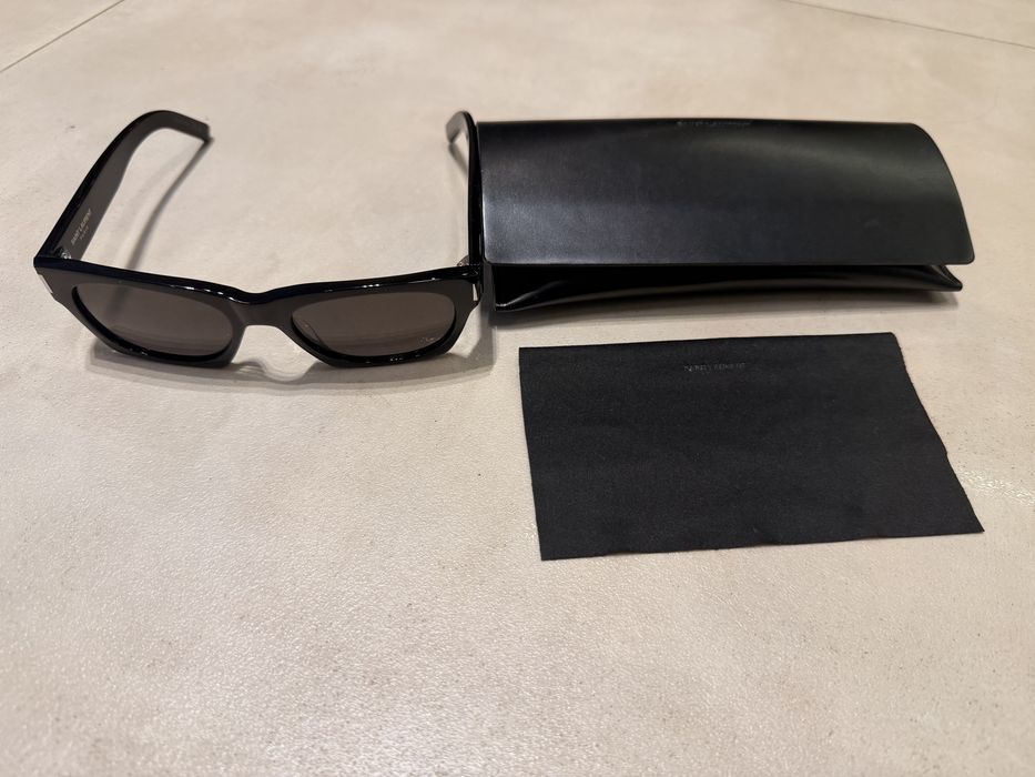 Оригинални слънчеви очила Saint Laurent SL 402 001 – Черни | Перфектно състояние