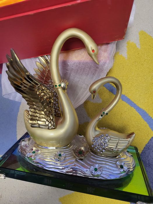 Декоративная статуэтка