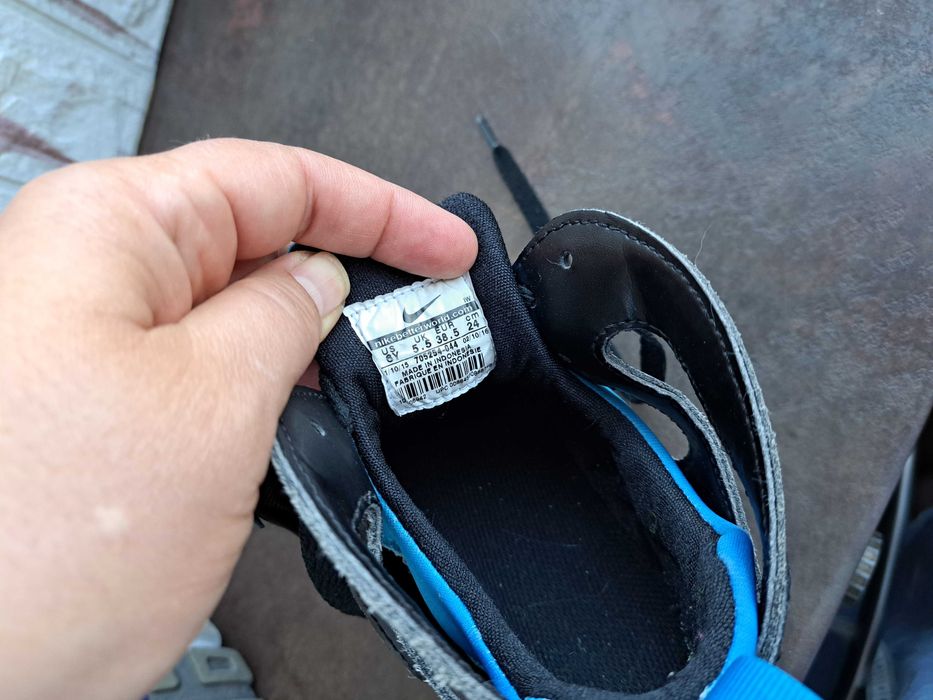 маратонки за момче,кожени кецове,спортни обувки Nike,найк,номер 38,5