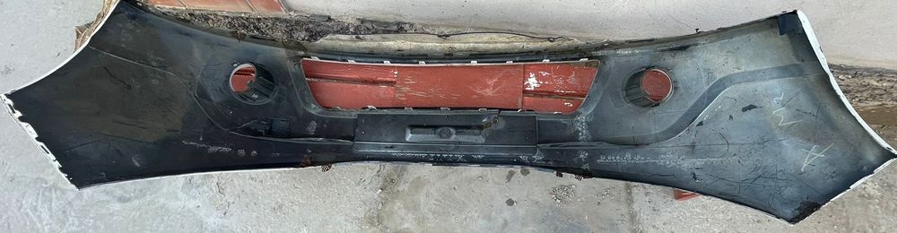 Бампер на рено сандеро