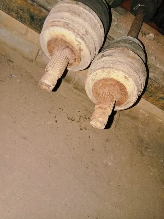 Продам привода Мерседес 124