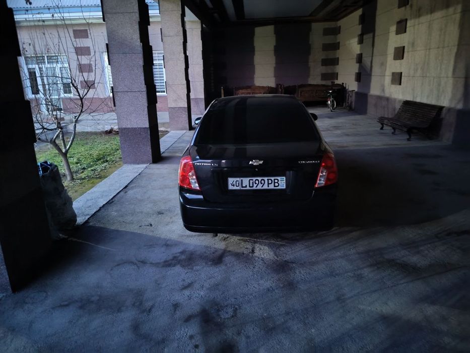 Ласетти сотилади
