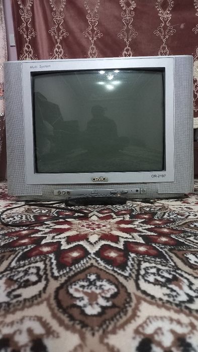 Продам телевизор