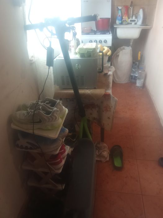 Vând trotineta sau schimb cu PS 4 cu FC 26