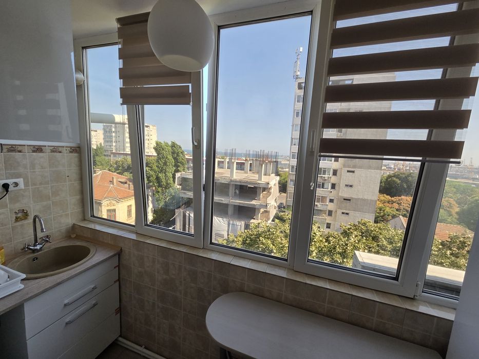 Inchiriez apartament 3 camere b-dul Ferdinand