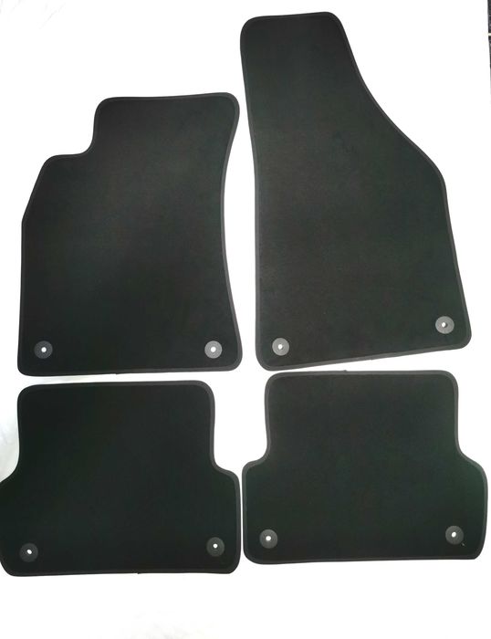 Covorase mocheta Premium Audi A4 B6/B7 sedan/kombi 2000-2008