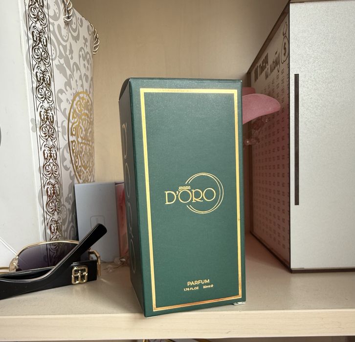 Продам духи Доро  Attar Collection The Queen