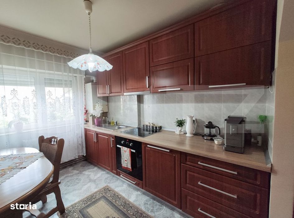 Apartament cu 2 camere decomandate, 52 mp, AC, boxa, renovat, zona Mic