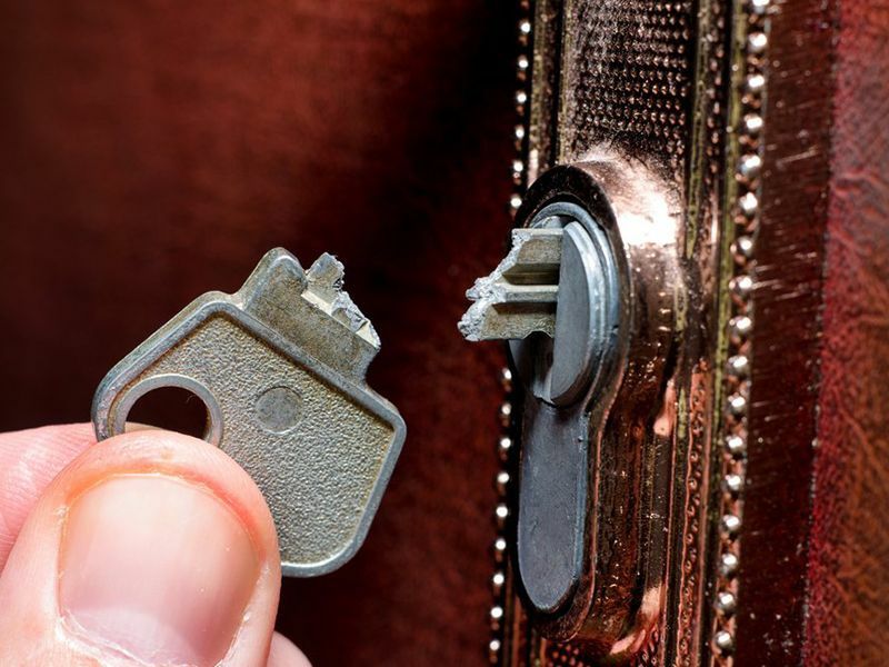 Eshik ochish hizmat вскрытие замков