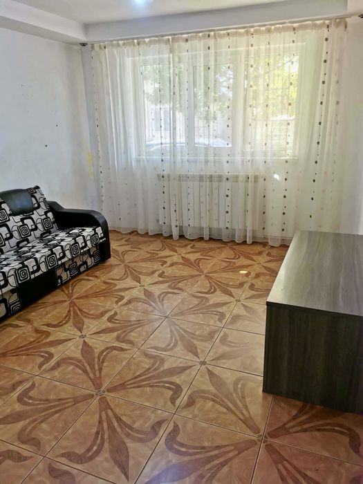 De inchiriat apartament cu 2 camere la parter zona garii
