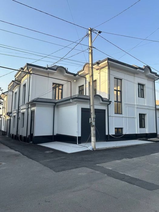 Продаётся Евро участок. Юнусабад. Бободехкан. 1.7 сот. 5 комнат.