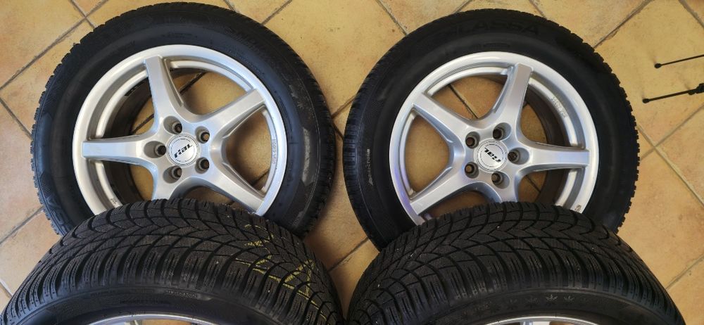Лети джанти RIal 5x108 от 4x4 с гуми 235/55/17 Ford Kuga