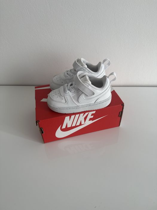 Маратонки Nike размер 22