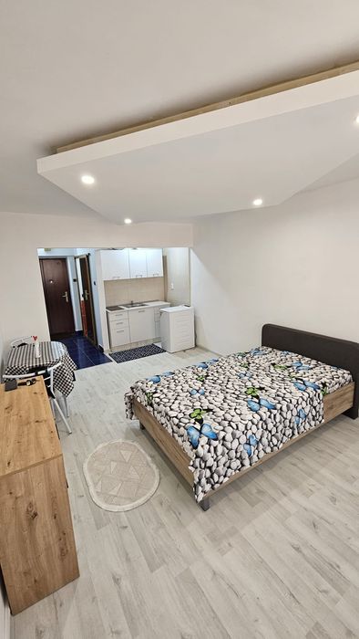 Inchiriere Garsoniera zona Tiglina 1