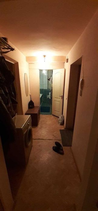 Продаётся 2-ух комнатная квартира